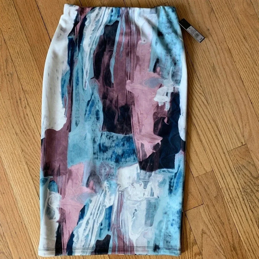 **NEW Mossimo Abstract Print Pencil Skirt